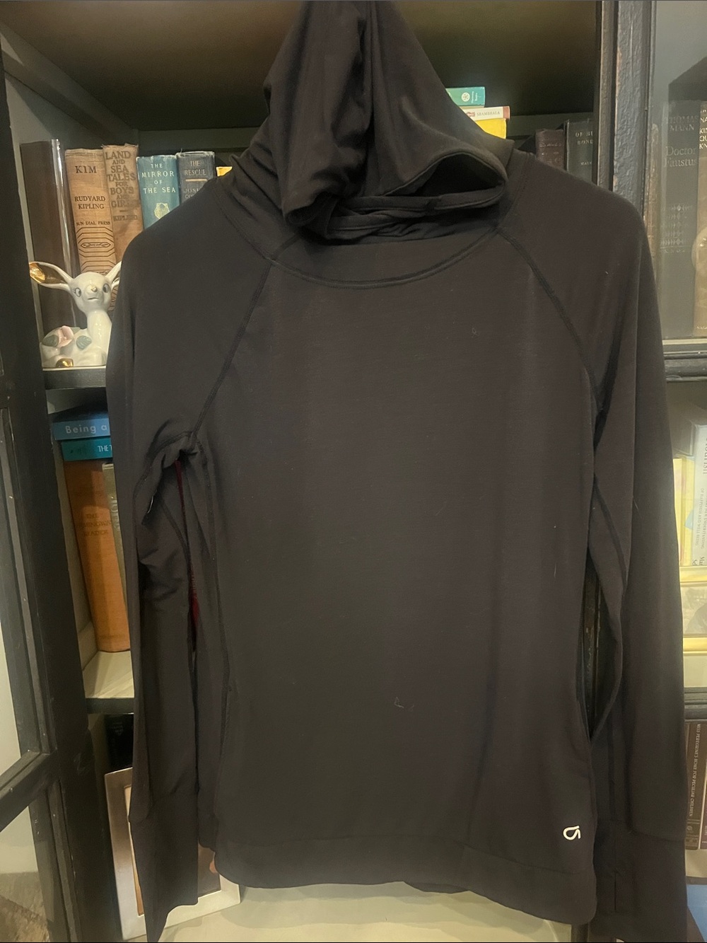 GAPFIT Lightweight Black Hooded Long-Sleeve Top with Thumbholes & Pouchpocket